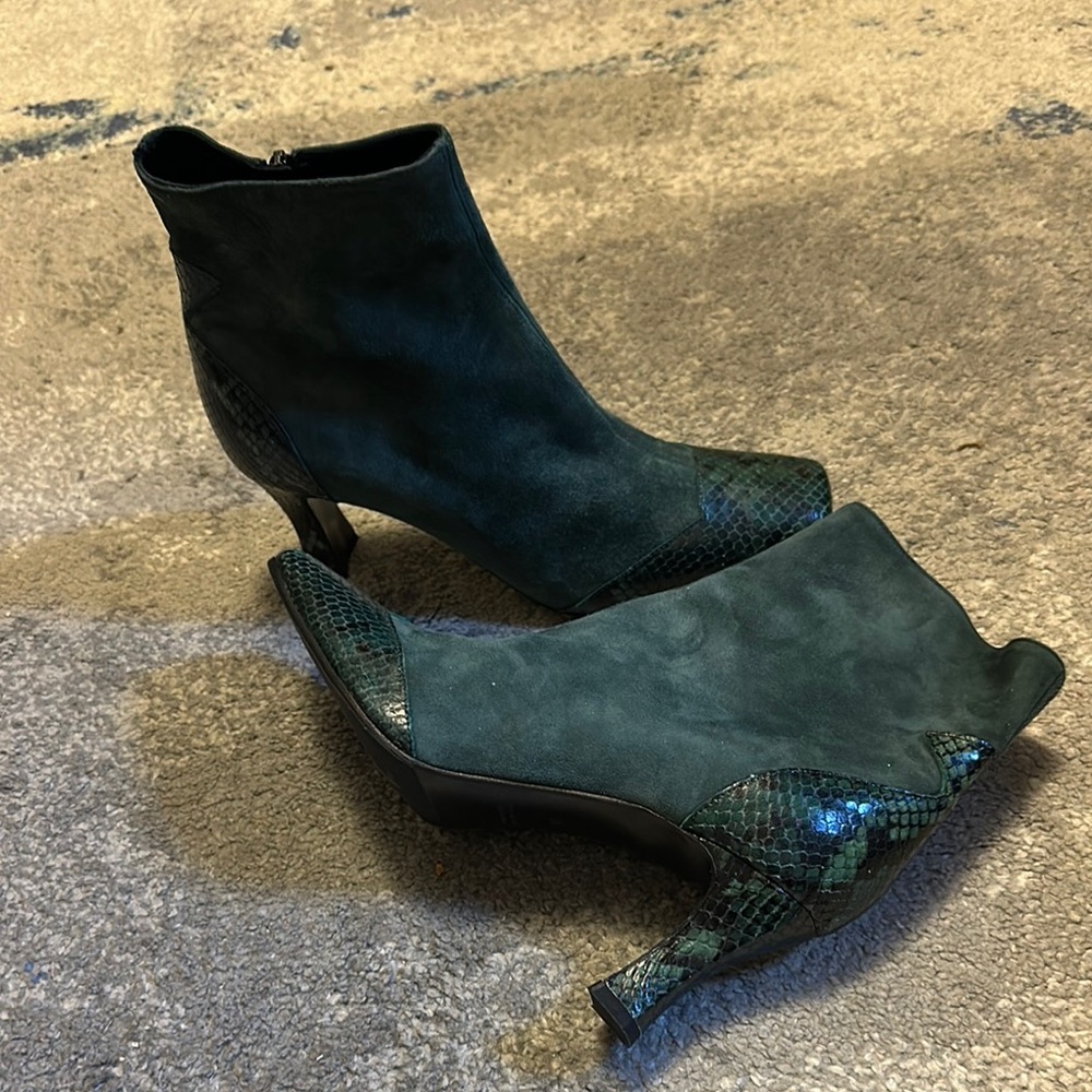 Striking Green Suede Heeled Boots